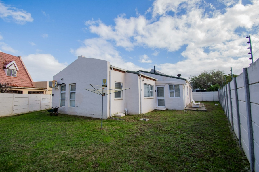 3 Bedroom Property for Sale in Onverwacht Western Cape